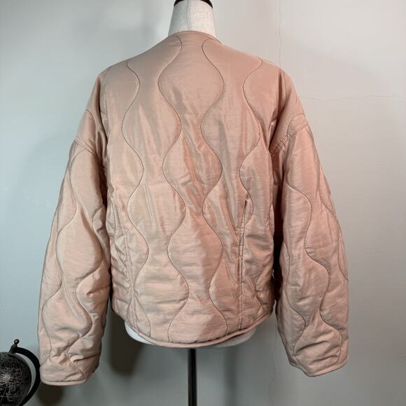 ALC Reversible Quilted Sherpa Jacket Size L Cozy Oversized Minimalist Pink NWT - Picture 7 of 13